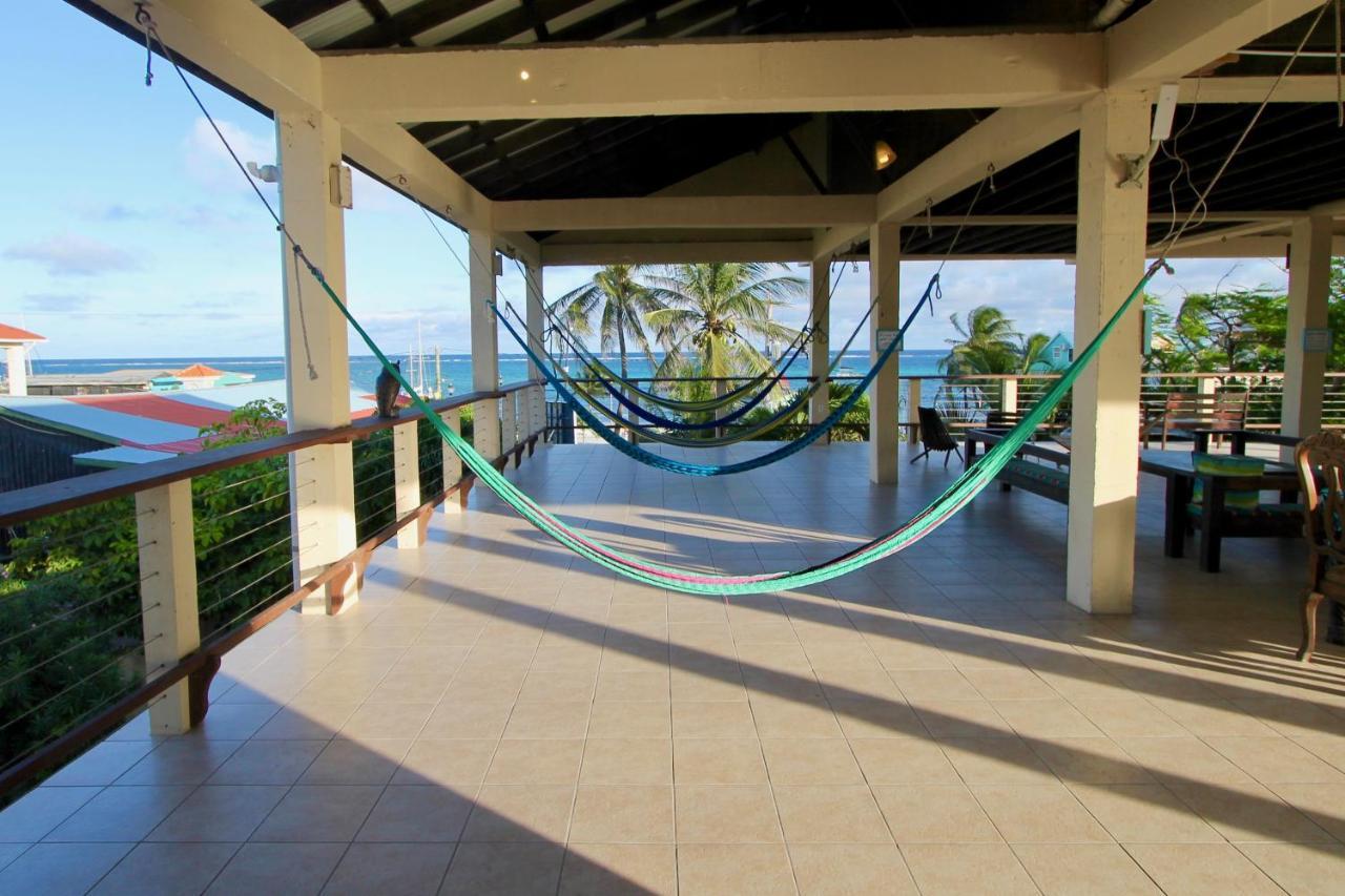 Parham Plaza Hotel San Pedro  Extérieur photo