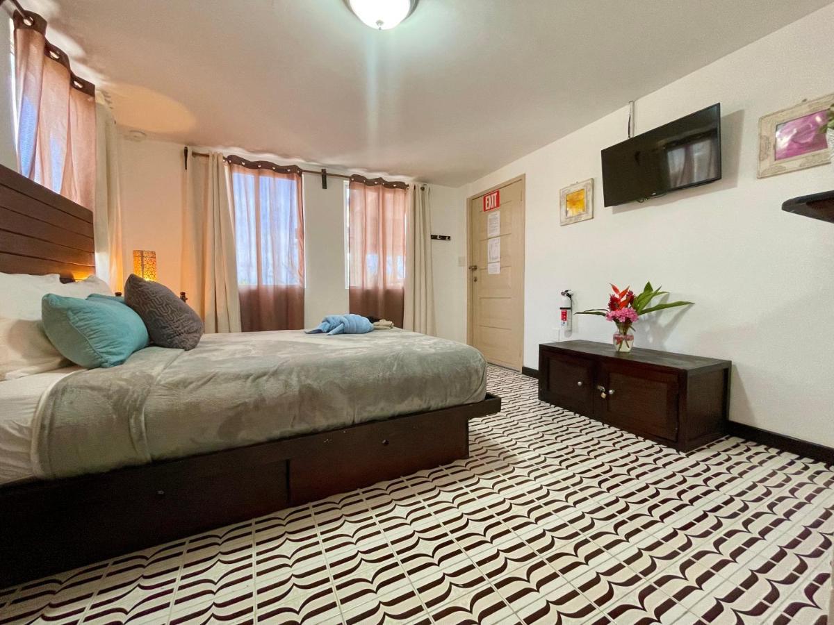Parham Plaza Hotel San Pedro  Extérieur photo
