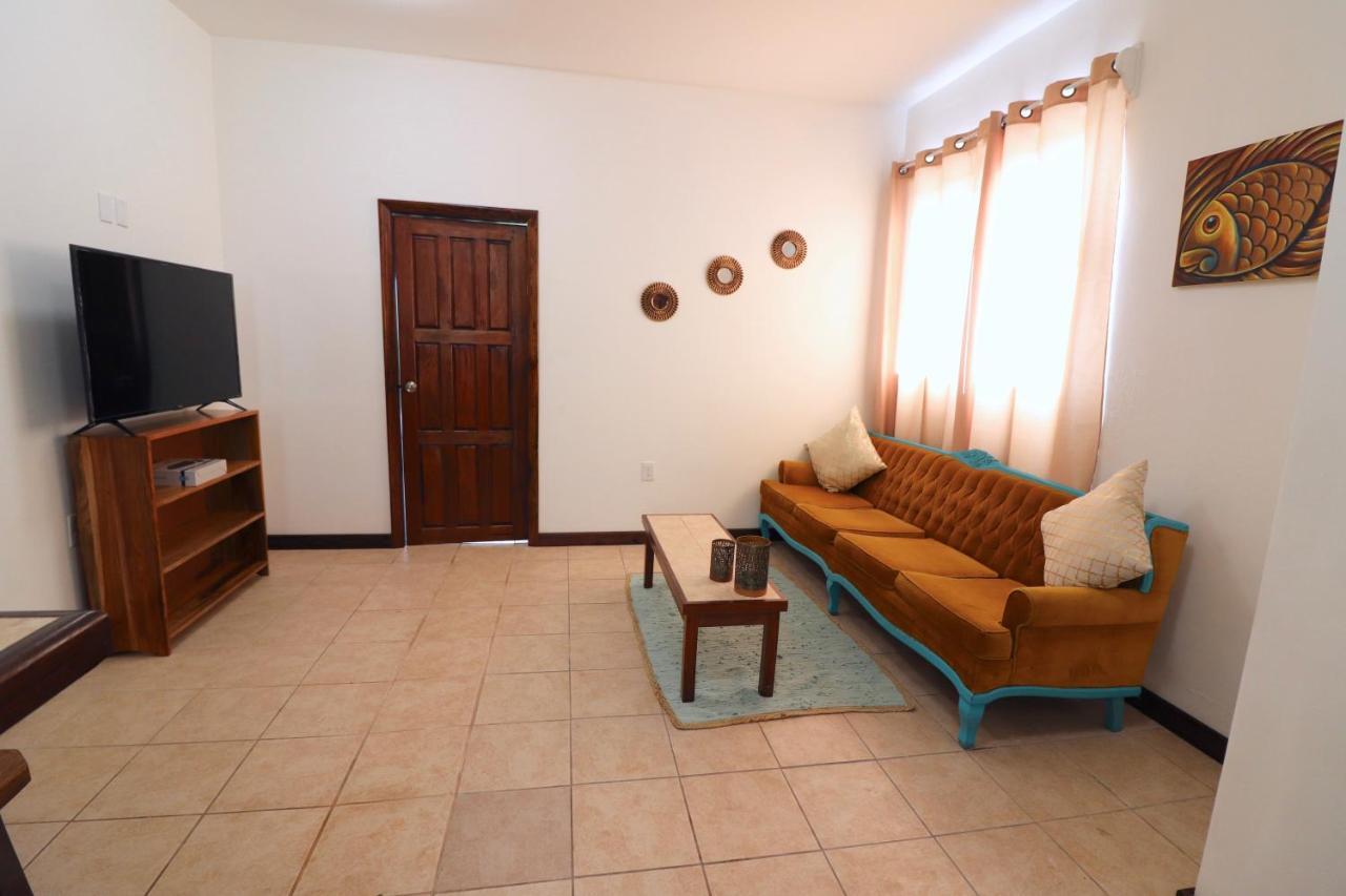 Parham Plaza Hotel San Pedro  Extérieur photo